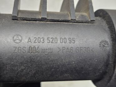 Трубки, патрубки, шланги: Патрубок Mercedes-Benz 2002 г., Б/у, Оригинал, Германия — 2