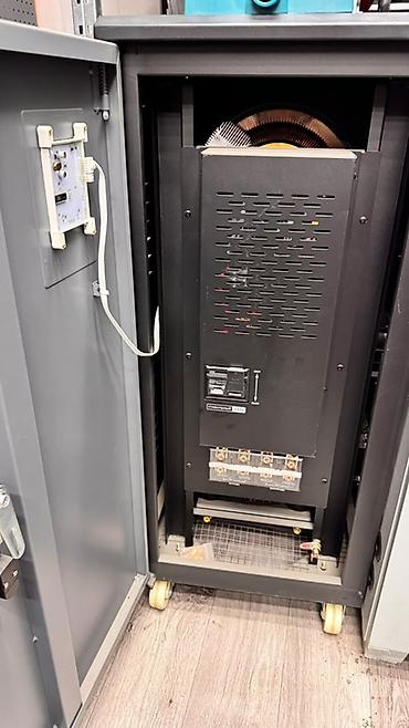 стабилизатор 220: Автоматический стабилизатор напряжения HN LVC-30KVA Описание: - — 3