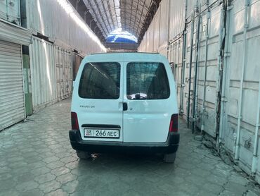 пежо боксер: Peugeot 204: 2004 г., 1.4 л, Механика, Бензин, Универсал