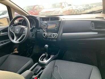 Honda: Honda Fit: 2024 г., 1.5 л, Вариатор, Бензин, Универсал — 6