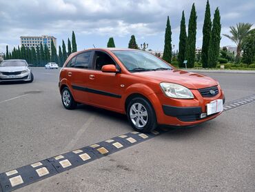 barter masin: Kia Rio: 1.4 l | 2007 il Hetçbek