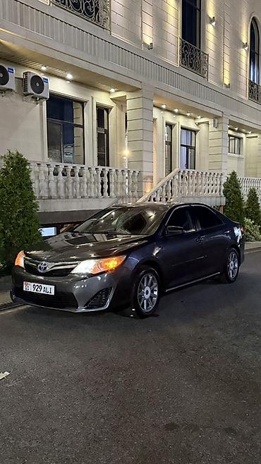 Toyota Camry: 2012 г., 2.5 л, Автомат, Бензин, Седан