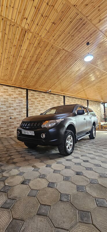 Mitsubishi: Mitsubishi L200: 2.5 l | 2017 il 205000 km Pikap — 2