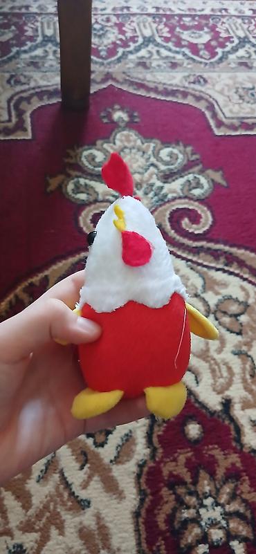 uşaq ucun oyuncaq: Məhsul: Yumşaq oyuncağ – toyuq fiquru Təsvir: - Parlaq rəngli, əlcik — 1