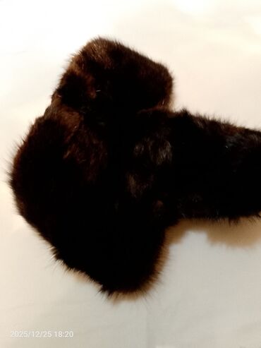 Baş geyimləri: Kiş,i qadın üçün xəz beret/şlyapa - Material: təbii tünd qəhvəyi xəz -da lalafo.az — 8 Baş geyimləri: Kiş,i qadın üçün xəz beret/şlyapa - Material: təbii tünd qəhvəyi xəz — 8