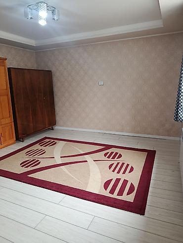 Долгосрочная аренда комнат: Сдаётся 1-комнатная квартира 🏠 📍 Район: Аламедин-1 💰 Цена: 30.000 — 1