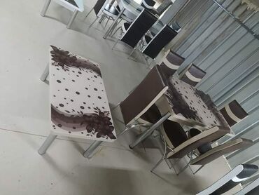 Setovi stolova i stolica: Sto - 80cm Metal noge Ploca univer Staklo 4mm stolica - metal - eko — 8