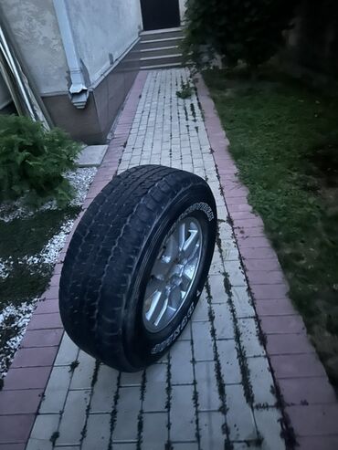 шины для сельхозтехники и тракторов бу: Колеса в сборе 285 / 65 / R 17, Всесезонная, Б/у, 1 шт, Внедорожные (АТ/МТ), Литые, отверстий - 5