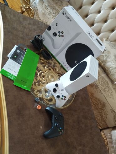 Xbox series s 
1 pult ile 380 m
2 pult ile 450 m idiyaldi