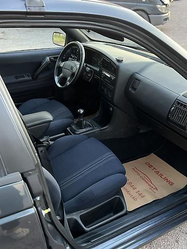 transporter multivan: Volkswagen Passat: 1990 г., 1.8 л, Механика, Бензин, Седан — 6