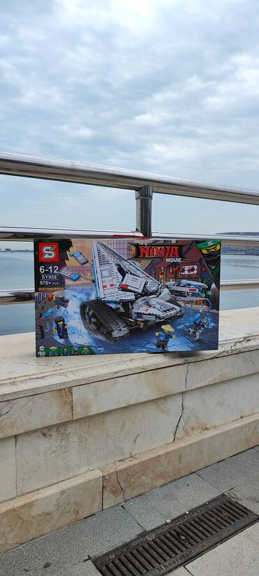 uşaq üçün masa: Lego 976+ parça, yenidir. Uşaq oyuncaqları da mövcuddur 😍 Bakı daxili