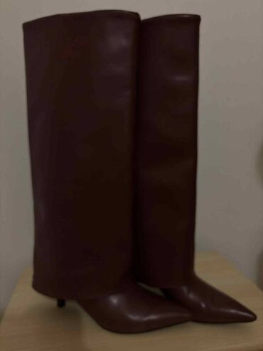 Čizme: Čizme, 38 na lalafo.rs — 2 Čizme: Čizme, 38 — 2