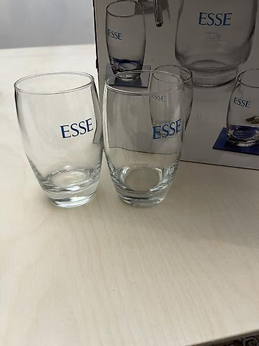 Наборы посуды: Набор для чаепития из фарфора. Состав: - 4 мини-чайника с крышками — 4