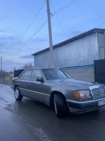 Mercedes-Benz: Mercedes-Benz 220: 1990 г., 2.3 л, Механика, Бензин, Седан — 3
