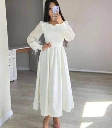 Платья: СРОЧНО ПРОДАЮ ‼️ Белое нежное длинное платье 😍 Идеально сидит по