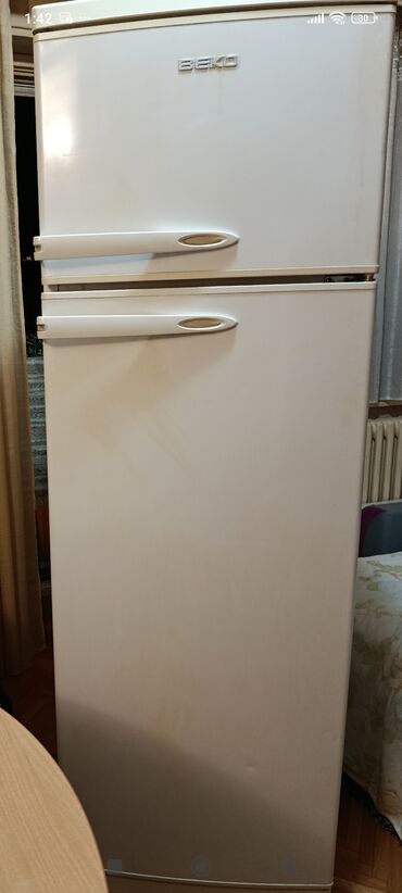 Ostali kućni aparati: Frižider Beko, kombinovani 180 visina — 10