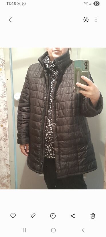 yun jaket: Qadınlar üçün qara rəngli, qısadan bir qədər uzun qışlıq/quilted