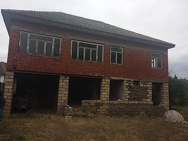 xaçmaz ev satisi: 5 otaqlı, 179 kv. m, Orta təmir