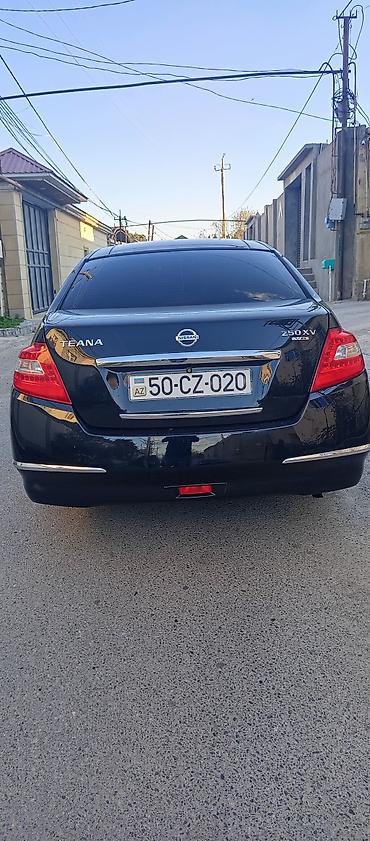 moto 500: Nissan Teana: 2.5 l | 2011 il Sedan — 2