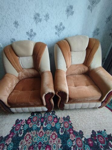 Divanlar: Di̇van-kravat, İşlənmiş, Açılan, Bazasız, Vеlur parça, Çatdırılma yoxdur — 21