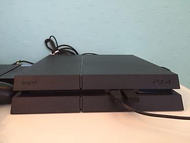 Видеоигры и приставки: Продам ps4 прошитый 500 гб 10 игр внутри 2 джойстика новый — 1