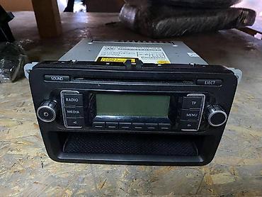 kafa sa soljom: RADIO ZA VOLKSWAGEN GOLF 5, GOLF 6 - 5G0919605 | Radio za Golf 5,6 — 1