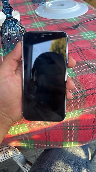iphone 16 pro kontakt: IPhone 11, Göy, Simsiz şarj — 2
