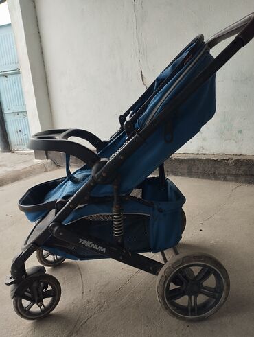 детская коляска чикко: Коляска, цвет - Голубой, Б/у