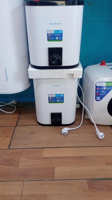 продаю шерсть: Электрический водонагреватель Aqualuxe с вертикальной установкой и