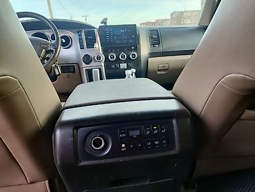 15т: Toyota Sequoia: 2008 г., 5.7 л, Автомат, Газ, Внедорожник — 10