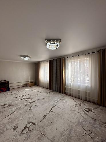 Продажа коттеджей и домов: 📍 В Сокулуке от трассы 800 м продается дом на участке 7 соток, 80 — 8