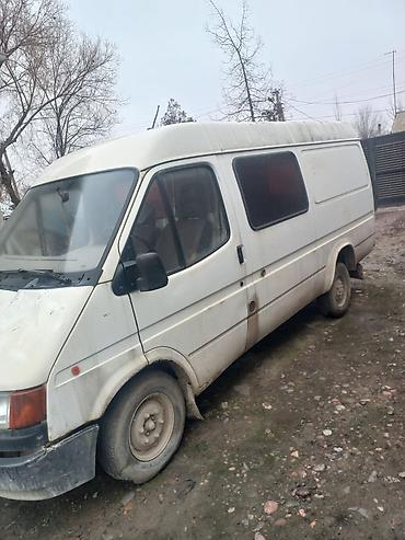 bmw 318: Ford Transit, цельнометаллический грузовой фургон. Объем 2,5 мотор — 5