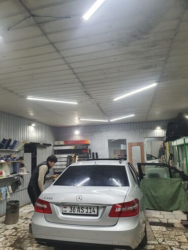 СТО, ремонт транспорта: Тюнинга студия AUTOTONER Тонировка авто стёкол Тонировка лобовое — 13