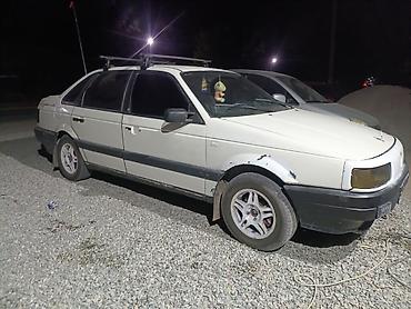 ижара авто: Volkswagen Passat: 1991 г., 1.8 л, Кол менен иштөөчү, Бензин, Седан — 4