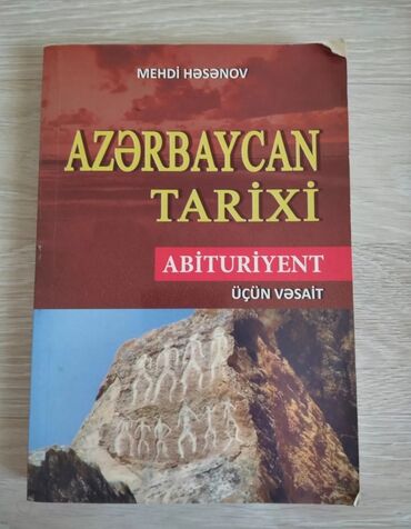 informatika kitab: 2016-cı ildə nəşr edilib, metrolara çatdırılma ödənişsizdir