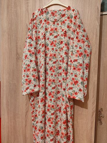 Gündəlik donlar: Abaya ölçü L,XL ölçülərə uyğundur.Yenidir.Məterial mədinə ipək.boy