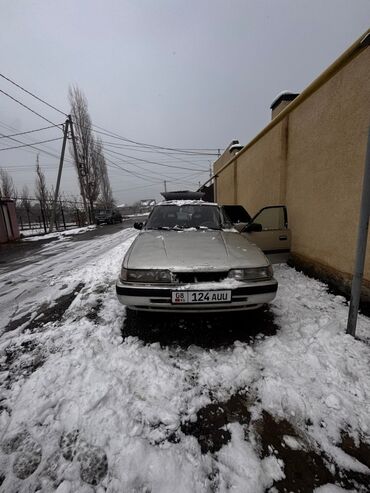Mazda: Mazda 626: 1988 г., Механика, Бензин — 2