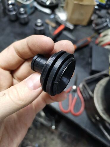 Ostalo: Set gumenih držača poklopca HDi motora 🔩 Set zamenskih delova za — 2
