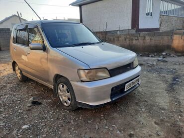 Nissan: Nissan Cube: 2000 г., 1.3 л, Автомат, Бензин