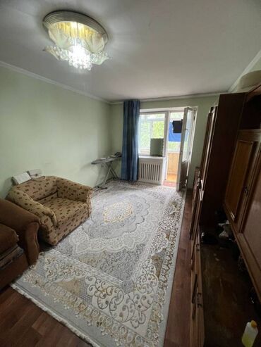 молодая гвардия московская: 1 комната, 36 м², Индивидуалка, 4 этаж, Косметический ремонт