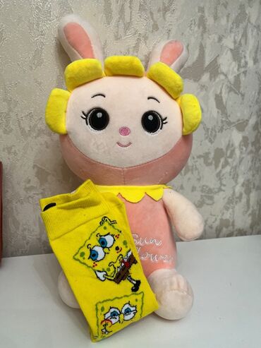 Kolqotkalar, corablar: Corablar hədiyyəlik qutu ilə birgə ✅🧦🎈 Yeni il temali corablar🎁🧦 — 12