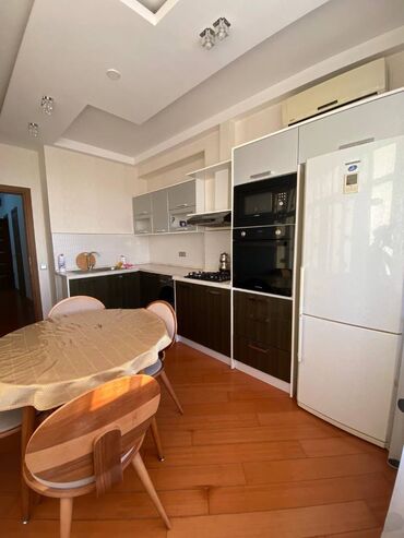 Uzunmüddətli kirayə mənzillər: Nərimanov metrosuna 3 dəqiqə Məsafədə 16 mərtəbəli binanın 8-ci -da lalafo.az — 6 Uzunmüddətli kirayə mənzillər: Nərimanov metrosuna 3 dəqiqə Məsafədə 16 mərtəbəli binanın 8-ci — 6