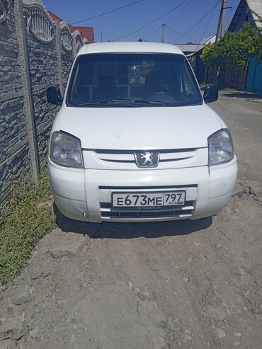 битий авто: Peugeot Partner: 2007 г., 1.5 л, Вариатор, Бензин, Van