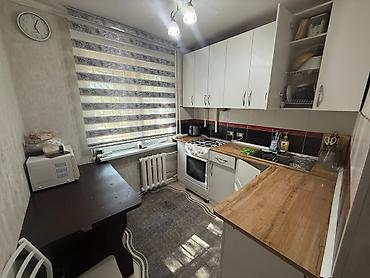 7 мкр: 3 комнаты, 62 м², 7 мкр 104 серия, 1 этаж — 8