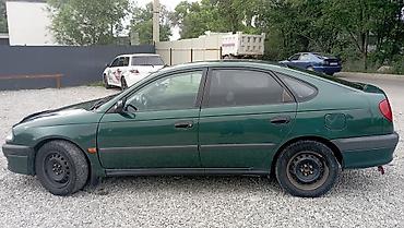 Транспорт: Toyota Avensis: 1997 г., 1.8 л, Механика, Газ, Лифтбек — 2