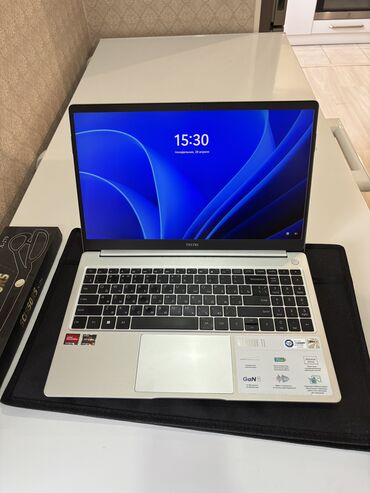 зарядное для ноутбука: Ноутбук, Tecno, 16 ГБ ОЗУ, AMD Ryzen 7, 15.6 ", Б/у, Для несложных задач, память SSD