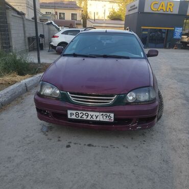 Toyota: Toyota Avensis: 1999 г., 1.6 л, Механика, Бензин, Универсал