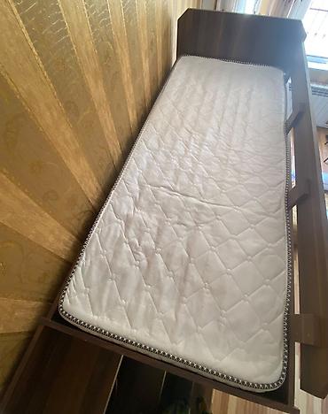 2mərtəbə kravat: İki mərtəbəli çarpayı satılır 🛏️ 💰 Qiymət: 270 AZN ✅ Matras daxil,Əla — 3