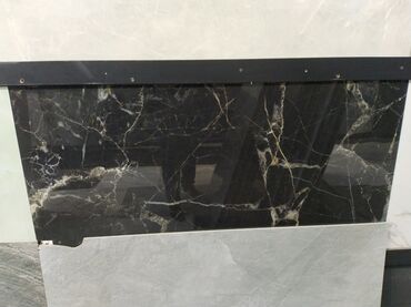 gilan kafel metlax qiymətləri: Mərmər naxışlı keramik plitə - Rəng və dizayn: Dərin qara fon