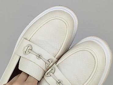 ugg damskie ccc: Półbuty damskie, rozmiar 39 — 6